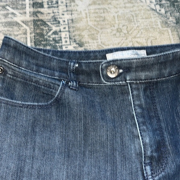 Chico’s platinum women’s denim sipper jeans Size 0 equals US 4 - Picture 4 of 11